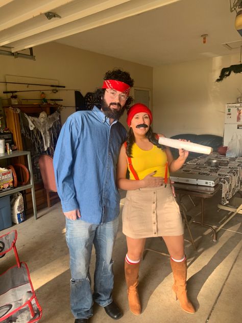 Cheesy And Chong Costume, Cute Halloween Costumes Appropriate, Check And Chong Halloween Costume, Chech And Chong Halloween Costumes, Halloween Costumes Couples Bald Man, Check And Chong Costume, 90s Couple Costume, Cheech And Chong Costumes Women, Cheech And Chong Costumes Couples