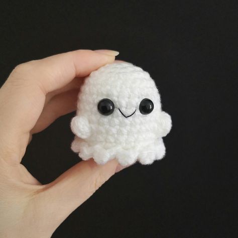 On My Hook: Howl the littlest Ghost No Sew Ghost Crochet, Glow In The Dark Crochet Ghost, Crochet Ghost Pattern Free No Sew, Crochet Ghost Keychain Free Pattern, Small Crochet Ghost Pattern Free, Knitted Ghost Free Pattern, Crochet Ghost Keychain, Crocheted Ghosts Free Pattern, Mini Halloween Crochet Patterns Free