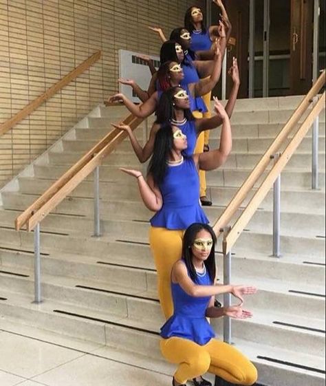 Sorority Photoshoot, Sigma Gamma Rho Sorority, Y2k Photoshoot, Pics Poses, Graduation Stoles, Northern Illinois University, Pretty Poodles, Divine 9, Everything Is Blue