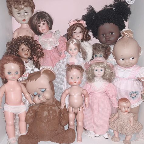 Old Dolls Aesthetic, Blue Doll Aesthetic, Old Doll Aesthetic, Vintage Doll Aesthetic, Lobotomy Chic, Porcelain Doll Aesthetic, Tyler Aesthetic, Porcelain Dolls Vintage, Vintage Porcelain Dolls Aesthetic