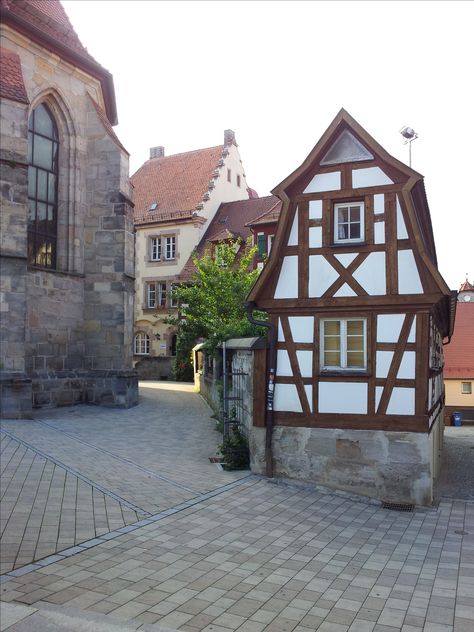 German Style House Interiors, German Cottage, Wattle And Daub, German Houses, Little Cottages, Home Pub, Medieval Houses, Tudor House, Brick Design