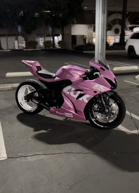 Pink Motorcycle Aesthetic, Pink Bike Aesthetic, Pink Motorbike, Kawasaki Ninja 600, Hello Kitty Bike, Moto Rose, Pretty Bikes, Moto Ninja, Pink Motorcycle