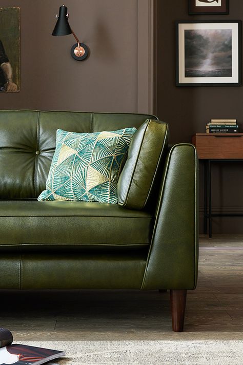 Green Leather Sofa Living Room Ideas, Olive Leather Sofa, Green Leather Sofa Living Room, Green Leather Couch Living Room, Cricket Sofa, Olive Green Leather Sofa, Green Leather Sectional, Green Leather Couch, Leather Sofa Covers