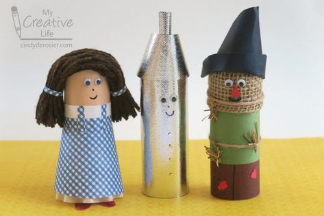 Cardboard Tube Tin Man | Fun Family Crafts Wizard Of Oz Activities For Kids, Wizard Of Oz Crafts For Kids, Wizard Of Oz Crafts, Wizard Of Oz Musical, Theatre Crafts, Fairy Tale Activities, The Tin Man, Diy Barbie House, Recycled Crafts Kids