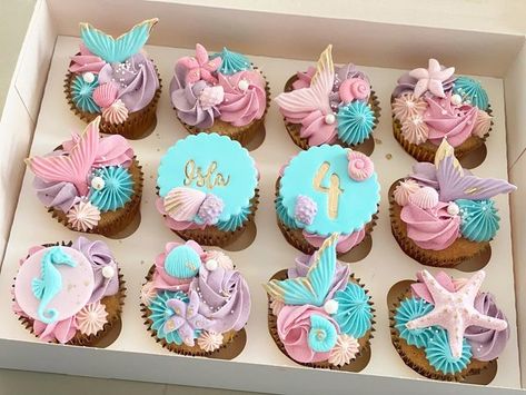 Cakes By Hazel on Instagram: "Matching Mermaid cupcakes 🧁🪸🧜‍♀️ • • • #cupcakesofinstagram #mermaidcupcakes #fancycupcakes #prettycupcakes #undertheseacupcakes #essexcupcakes" Mermaid Cake And Cupcake Ideas, Cupcake Mermaid Theme, Pink And Purple Mermaid Cupcakes, Pink Mermaid Cupcakes, Mermaid Cake With Cupcakes, Mermaid Cupcake Ideas, Mermaid Cake And Cupcakes, Mermaid Party Cupcakes, Diy Mermaid Cupcakes