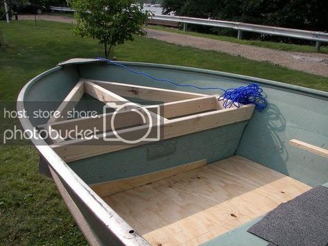 John Boat Ideas Projects, John Boat Ideas, Jon Boat Project, Jon Boat Ideas, Aluminum Jon Boats, Boat Conversion, Jon Boat Modifications, Boat Modifications, Boat Remodel