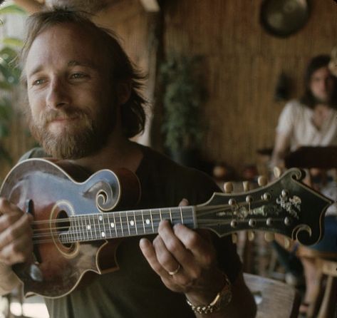 Stephen Stills (1973) — Henry Diltz Henry Diltz Photography, 70s Musicians, Henry Diltz, Classic Rock Artists, Famous People Celebrities, Stephen Stills, Rock And Roll History, Laurel Canyon, Retro Pictures