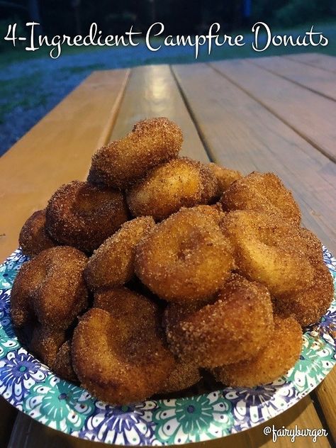 Friday Recipes, Donuts Recipes, Yum Breakfast, Campfire Desserts, Donuts Donuts, Camping Desserts, Foodie Friday, Camper Hacks, Dutch Oven Cooking