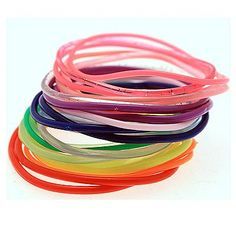 Shag Bands. 1980s Kids, Jelly Bracelets, Right In The Childhood, 90s Memories, 90s Childhood, Childrens Clothing, Oldies But Goodies, 90s 2000s, 80s Retro