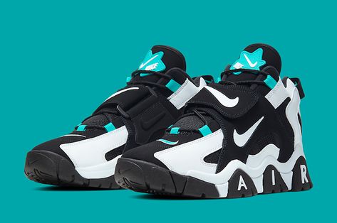 First Look: Nike Air Barrage Mid - Black/White-Aqua Nike Air Barrage Mid, Nike Air Barrage, Best Mens Shoes, Best Men Shoes, Zapatillas Nike Basketball, Mens Shoes Casual, Look Nike, Futuristic Shoes, Shoes Wallpaper