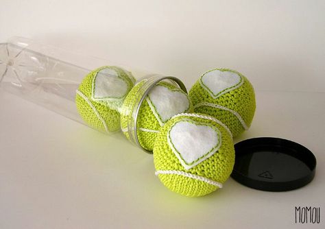 Tennis AND crochet...perfect! Felted Hearts, Tennis Rules, How To Play Tennis, Tennis Serve, Tennis Tips, Lamb Decorations, Tennis Elbow, Tennis Workout, Tennis Club