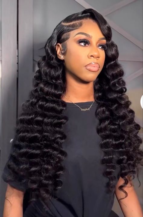 Wand Curls Black Women Side Part, 30 Inch Crimped Hair, Side Part Hollywood Waves Wedding, Wand Curls Wig Black Women, Side Part Wand Curls Black Women, Hollywood Curls Black Women, Side Part With Wand Curls, Middle Part With Curls Black Women, Side Part Wand Curls