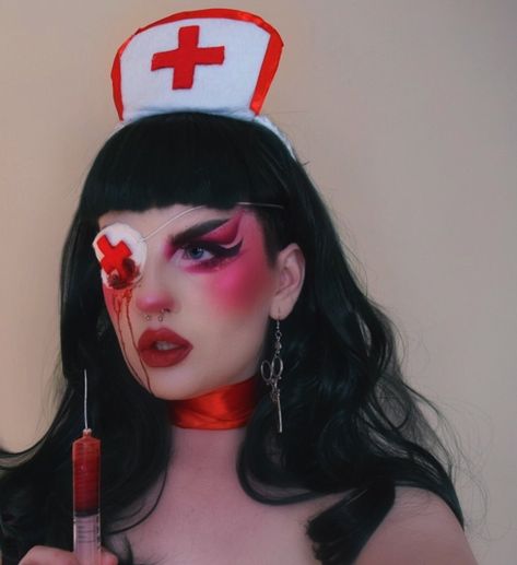 💉ELLE DRIVER💉 another Kill Bill character 😙 i couldn’t do The Bride without doing Elle Driver🔪 (eye patch and nurse hat made by me😙✌🏼) • •… Kill Bill Characters, Halloween Nurse Makeup, Elle Driver, Nurse Makeup, Bunny Makeup, Nurse Halloween, Nurse Hat, Make Up Inspo, Halloween Nurse