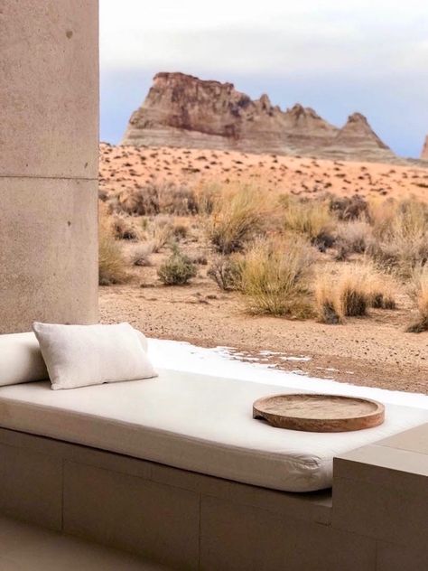 Amangiri Resort, Desert Resort, Desert House, Desert Homes, Mykonos, Wabi Sabi, Outdoor Bed, Luxury Hotel, Rustic House