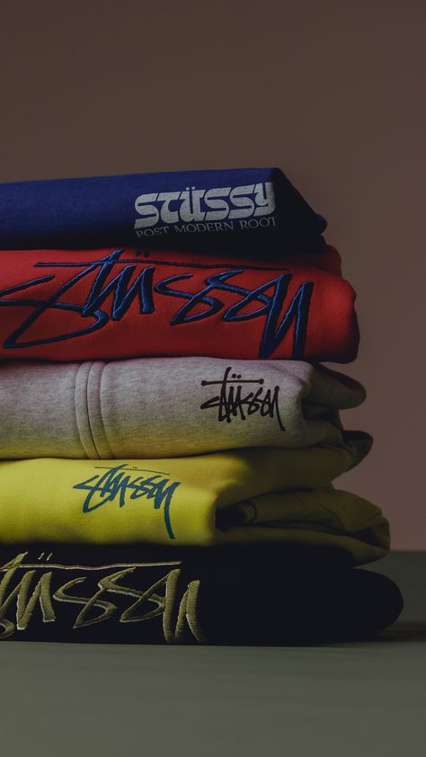 Fashion Ipad Wallpaper, Always Do What You Should Do Clothing, Stüssy Aesthetic, Stussy Room, Tshirt Photography Ideas, Stussy Fits, Stussy Collection, Stussy Aesthetic, Meeting Celebrities