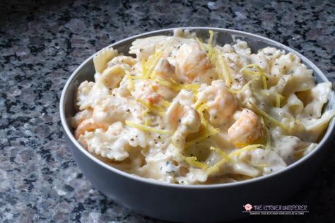 15 Minute Creamy Lemon Pepper Parmesan Pasta with Langostino...Just 15 minutes is all you need to make this Creamy Lemon Pepper Parmesan Pasta dish with your choice of langostino, shrimp or lobster! It’s super easy and seriously delicious! Langostino Recipes, Parmesan Pasta, Shrimp Recipes Easy, Pasta Dish, Lemon Pepper, Yummy Eats, Seafood Dishes, Main Dish Recipes, How To Cook Pasta