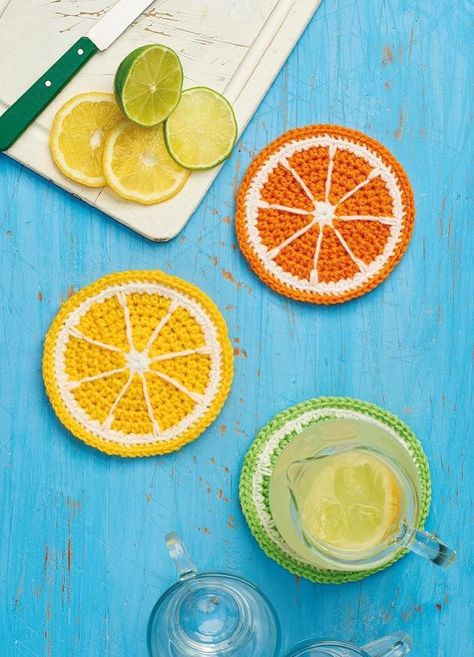 Citrus Coasters Citrus Coasters, Crochet Bag Ideas, Fruit Accessories, Fruit Coasters, Crochet Fruit, Crochet Coaster Pattern, Creative Crochet, Tea Coaster, Crochet Kitchen