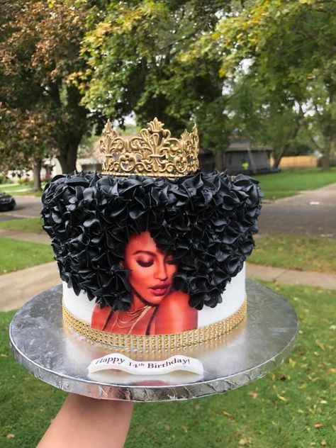 45th Birthday Cakes For Women, Black Woman Birthday Cake, Melanin Cake Ideas, 45th Birthday Cake Ideas For Women, Beautiful Birthday Cakes For Women Ideas, Melanin Cupcakes, African Theme Cake Birthday, Beautiful Birthday Cakes For Women, 50th Birthday Cakes For Women Elegant