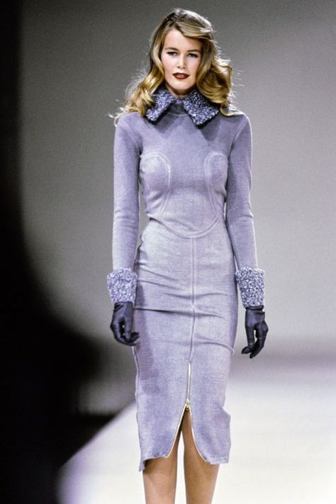 Alaia Dress, Fashion 1990s, Azzedine Alaïa, 90s Runway Fashion, Azzedine Alaia, 1990s Fashion, Fashion Show Collection, Vogue Paris, Fashion History