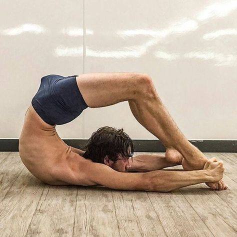 Yoga Yoga Poses For Men, Arte Yoga, Yoga Positions, Yoga For Flexibility, Kundalini Yoga, Yoga Everyday, Yoga Pose, Yoga Asanas, Yoga For Men