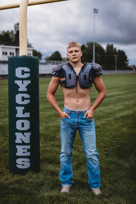 Senior Picture Ideas For Guys Farm, Country Boy Senior Pictures, Wrestling Portraits High Schools, Guy Senior Photos Country, Wrestling Senior Pictures, Senior Photos Guy Wrestling, Downtown Home, Highschool Senior, Jeans Western