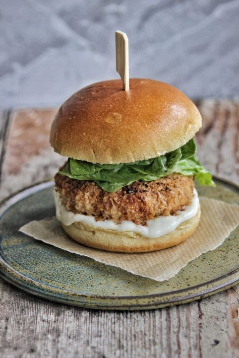 Crispy Breaded Chicken Burger - Manor Farm Breaded Chicken Burger Recipe, Oven Burgers, Crumbed Chicken, Chicken Mince, Burger Mix, Chicken Burgers Recipe, Manor Farm, Indian Chicken, Chicken Burger