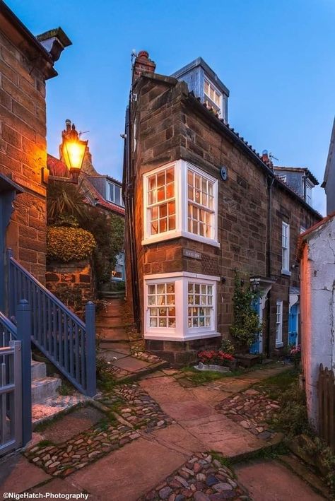 Robin Hoods, Robin Hoods Bay, Cotswolds Cottage, Watercolor Architecture, Paris Cafe, Corner House, Stone Cottage, Tiny House Cabin, Places To Live