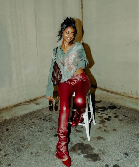 Red Leather Outfit Black Women, Red Outfit Black Women, Red And Black Aesthetic Outfit, Red Outfits Black Women, Red And Green Outfit, Afro Punk Outfits, Black And Red Outfit, Streetwear Fashion Baggy, Creating Outfits