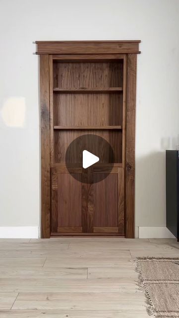 Murphy Door on Instagram: "How to install a hidden bookcase door 😊" Turn Door Into Bookshelf, Bookcase Pocket Door, Hidden Bedroom Door In Living Room, Diy Murphy Door, Hidden Bookcase Door, Hidden Bookcase, Organize Clutter, Murphy Door, Bookcase Door