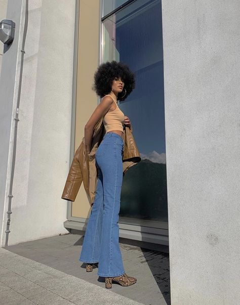 70s Outfits Black Women Vintage, Afro 70s Fashion Black Women, Pigeon Toed Women, Black Women 70s Outfits, 70s Inspired Fashion Black Women, Black Women 70s Fashion, Earth Tone Outfits Black Women, 70s Fashion Black, 70s Fashion Black Women