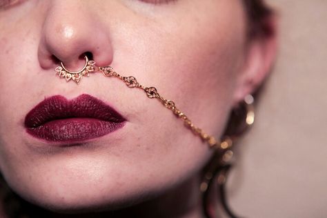 Septum chain Septum Chain, Chain Septum, Nose Chain, Septum Nose Rings, Facial Piercings, 2024 Style, Fantasy Gowns, Septum Piercing, Septum Ring