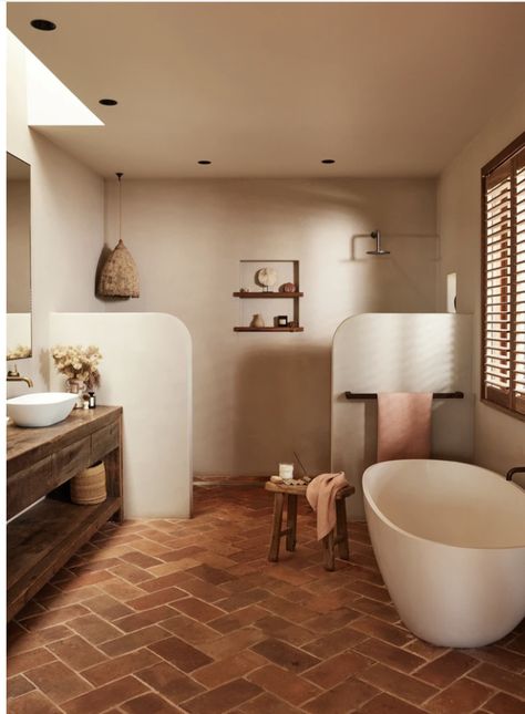 Bathroom Paint, Bathroom Trends, Spanish House, Bathroom Renos, Bathroom Tile, Bathroom Styling, House And Home Magazine, House Inspo, Bathroom Inspiration