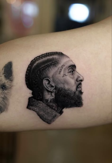 Nipsey Hussle micro realism fine line black and grey single needle portrait tattoo Micro Realism Portrait Tattoo, Black And Grey Portrait Tattoo, Micro Needle Tattoo, Rapper Portrait Tattoo, Micro Portrait Tattoo, Realism Small Tattoo, Mini Portrait Tattoo, Fine Line Portrait Tattoo, Nipsey Tattoo