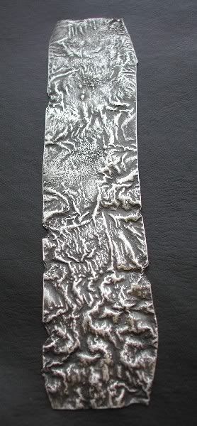 reticulated silver - need to learn how to do this! Reticulation Silver, Jewelry Mechanisms, Jewelry Metalsmithing, Reticulated Silver, Jewellery Making Tools, Photographing Jewelry, Texture Metal, Metalsmithing Jewelry, Jewelry Workshop