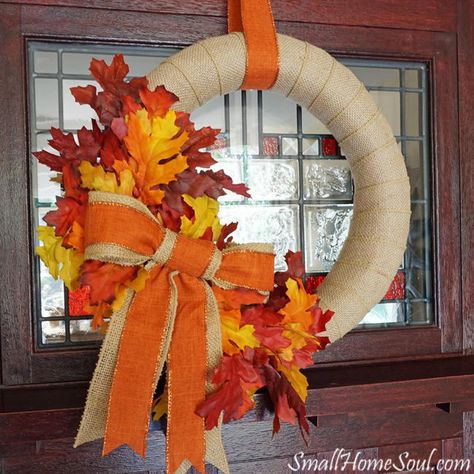 Straw Wreath Ideas, Flower Bunches, Straw Wreath, Easy Fall Decor, Fall Decor Inspiration, Fall Flower, Diy Fall Wreath, Dollar Tree Diy Crafts, Fall Crafts Diy