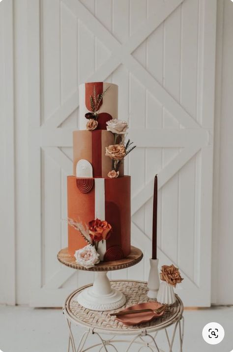 Burnt Orange Cake, 70s Wedding, Boho Wedding Cake, Burnt Orange Weddings, Modern Cakes, Tiered Cake, Gorgeous Wedding Cake, Boho Wedding Decorations, Orange Wedding