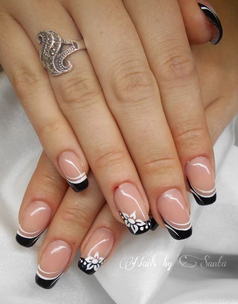 Nail Tip Designs, Manicure Nail Designs, French Manicure Nails, Fancy Nails Designs, Nagel Tips, French Nail Designs, Pretty Nail Art Designs, Nail Art Designs Videos, Simple Nail Art Designs