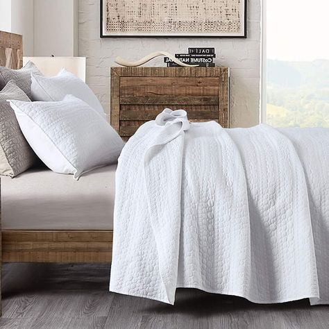 Amazon.com: Quilt Set Queen Size White, Classic Geometric Spots Stitched Pattern, Pre-Washed Microfiber Chic Rustic Look , Ultra Soft Lightweight Quilted Bedspread for All Season, 3 Pieces : Home & Kitchen Light Grey Quilt Bedding Ideas, Simple Bedspread Ideas, King Bed Quilt Sets, Oversized King Bedding Bedspreads, Natural Fiber Bedding, Best Quilts On Amazon, Quilts And Coverlets Bedding, Queen Quilt Sets, Quilt Bedspread Ideas