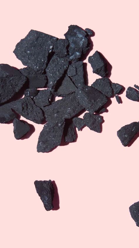 Clarify, cleanse, and conquer your skincare routine with charcoal. ✨ Active Charcoal, Makeup Wipes, Cleansing Wipes, Daily Skin Care Routine, Facial Cleansing, Skin Care Essentials, Eye Area, Beauty Brand, Beauty Care