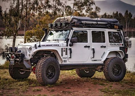 Wrangler Camping, Jeep Wrangler Camping, Jeep Tent, Custom Jeep Wrangler, Jeep Camping, Camper Camping, Jeep Jeep, Dream Cars Jeep, Custom Jeep