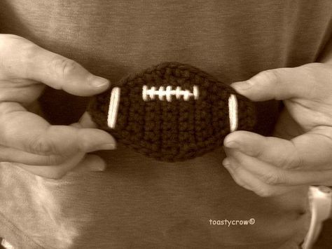 10 Free Crochet Football Patterns Crochet Football Pattern, Crochet Football, Crochet Embellishments, Crafts For Boys, Crochet Applique, Crochet Accessories, Football Season, Learn To Crochet, Crochet Motif