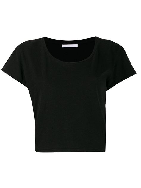 JOHN ELLIOTT JOHN ELLIOTT CROPPED T-SHIRT - SCHWARZ. #johnelliott #cloth Black T Shirt, Workout Crop Top, Jersey Shirt, Crop Tshirt, Size Clothing, Black Tshirt, Black Tee, Black Cotton, Cotton Tshirt