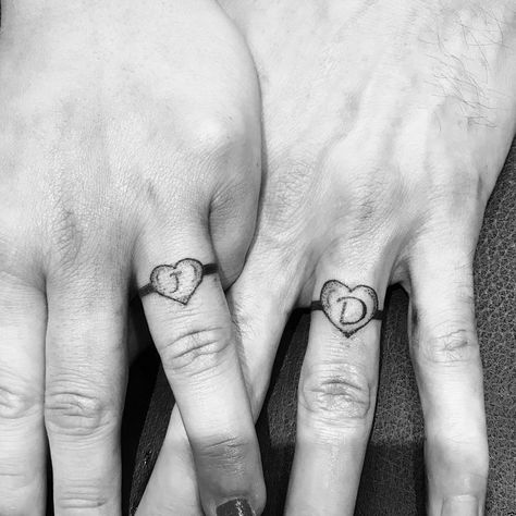 Married Finger Tattoo, Marriage Tattoos Ring Finger, Tatoo Ring, Engagement Tattoos, Spouse Tattoos, Wedding Ring Finger Tattoos, Partner Tattoo, Crown Tattoos For Women, Marriage Tattoos