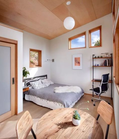 Convert Garage To Bedroom, Garage Bedroom Conversion, Backyard Guest Houses, Pre Fab Tiny House, Garage To Living Space, Converted Garage, Garage Bedroom, Garage Studio, Tiny House Community