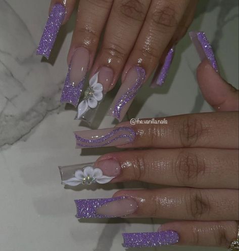 Nail Inspo; Lilac nail inspo; Lavender nails; Acrylic nails; Acrylic nail inspo; prom nail inspo; graduation nail inspo; special occasion nails; purple nails; purple nail inspo Nails Art Simple, Nail Art 2022, Sweet 16 Nails, Nail Art For Short Nails, Art For Short Nails, Light Purple Nails, Quince Nails, Quinceanera Nails, Lilac Nails