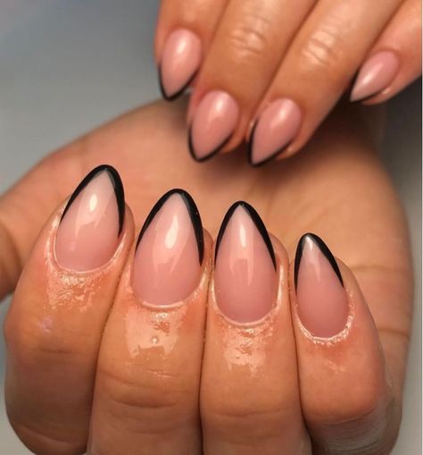 Short Rounded Stilleto Nails, Mauve French Tip Nails Almond, Short Acrylic Nails Pointy, Pointy Almond Shaped Nails, Fall Dip Nails Almond Shape, Short Pointed Acrylic Nails, Pointy Almond Nails Short, Short Stilleto Nails Almond, Dip Almond Nails