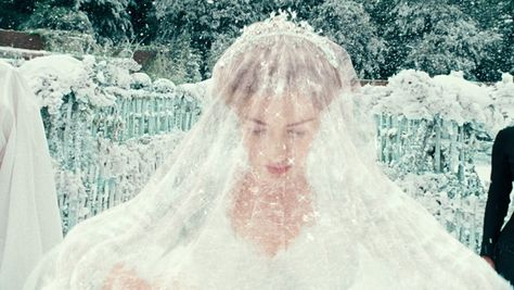 Nanny McPhee Nanny Mcphee Wedding, Fam Aesthetic, Medieval Lady, Kelly Macdonald, Nanny Mcphee, Snowy Wedding, Woman In White, A Writer's Life, Wedding Movies