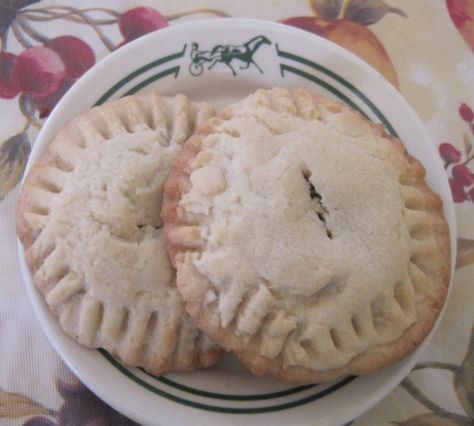 Mincemeat Cookies, Raisin Filled Cookies, Honey Cookies, Vintage Baking, Filled Cookies, Raisin Cookies, Christmas Cooking, Antique Mall, Almond Recipes