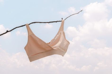 What to Do with Old Bras: How Recycling Can Make a Difference Old Bras, Landfill Waste, Textile Recycling, How To Recycle, Small Acts Of Kindness, Korean Products, Korean Brands, Support Bras, Old Ones