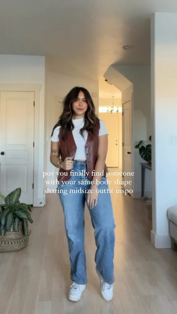 Ashley Guzman✨ on Instagram: "you’re going to want to save this for later when you go fall outfit shopping 🛍️ ✨🍁🍂 #falloutfit #outfitinspo #midsize #midsizeoutfits #midsizefashion #midsizeblogger #falloutfit" Going Out Outfits Curvy, Midsize Body Outfits, Midsize Winter, Outfit Ideas Midsize, Semi Casual Outfit, Outfit Midsize, Chubby Style, Mid Size Outfits, Midsize Outfit